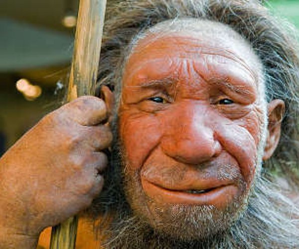 Неандертальцы умели сострадать