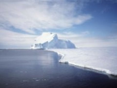 Над Арктикой образовалась озоновая дыра